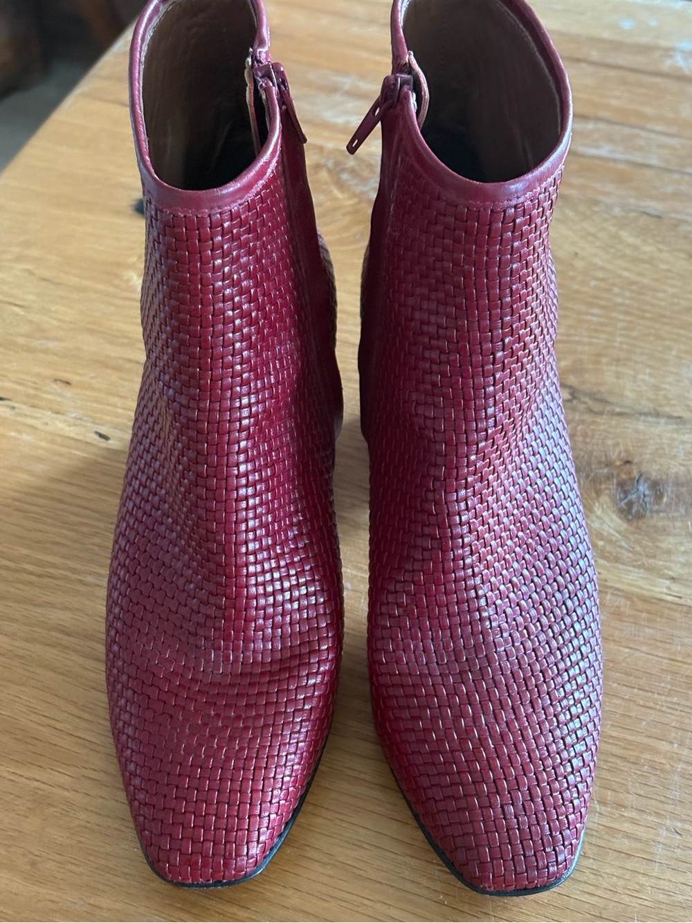 Martinez Souliers woven Leather Ankle Booties in Wine Red